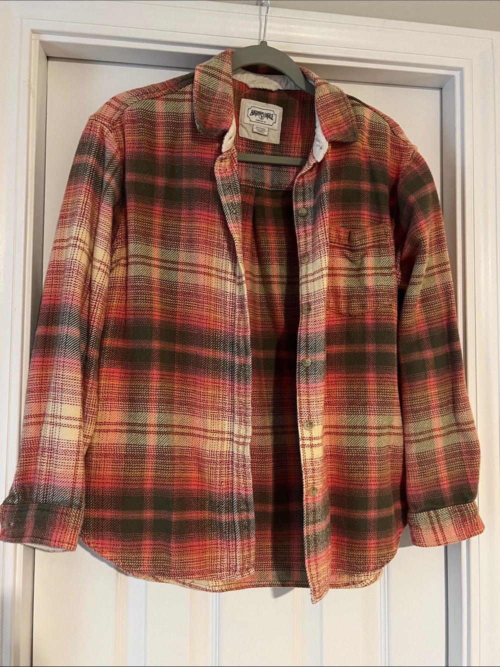 American Eagle Outfitters Plaid Flannel Button-Down Shirt